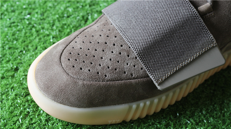 Final Version Yeezy Boost 750 Chocolate Brown